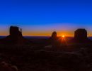 3. Platz 'Sunrise im Monument Valley' von Gert Schmidbauer