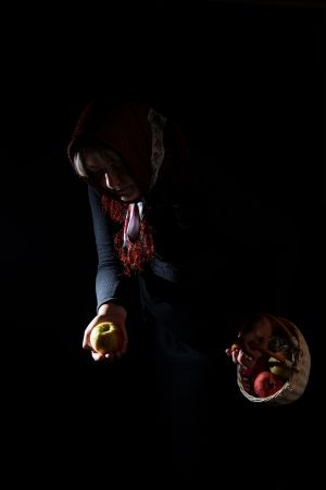2. Platz "Willst du einen Apfel" von Tamara Mayer 2. Platz "Willst du einen Apfel" von Tamara Mayer