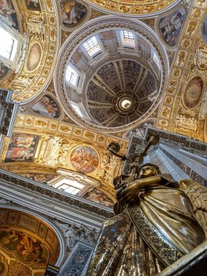 4.Platz 'Nebenkuppel des Petersdom ganz gro&szlig;' von Hermann Wei&szlig;