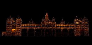 10. Platz "Mysore Stadtpalast bei Nacht" von Wolfgang Koston 10. Platz "Mysore Stadtpalast bei Nacht" von Wolfgang Koston