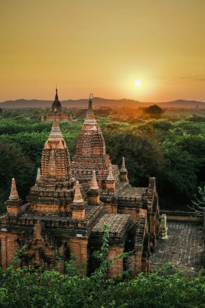 1. Platz "Tempel - Bagan - Myanmar" von Raphaela 1. Platz "Tempel - Bagan - Myanmar" von Raphaela
